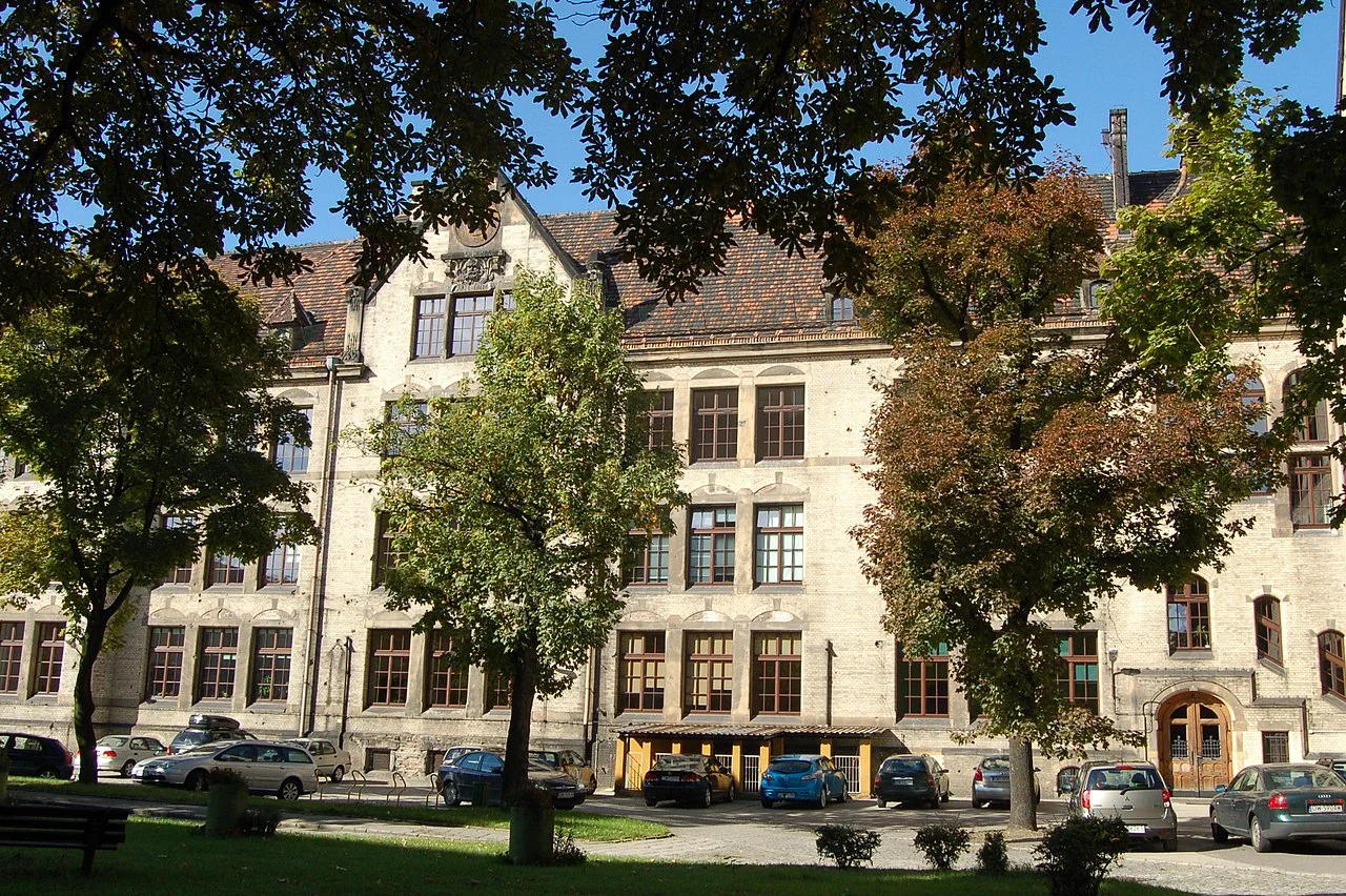 dziedziniec Instytutu Psychologii